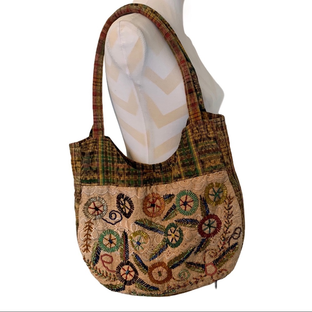 Intricately beaded shoulder bag purse vintage fully lined Fabric Bag